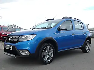 Used 2017 Dacia Sandero Stepway Laureate Azurite Blue - Interior and Exterior details 2