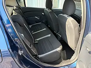 Used 2017 Dacia Sandero Stepway Laureate Blue - Interior and Exterior details 11