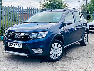 Used 2017 Dacia Sandero Stepway Laureate Blue - Interior and Exterior details 3