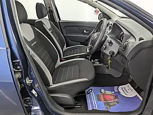 Used 2017 Dacia Sandero Stepway Laureate Cosmos Blue - Interior and Exterior details 20