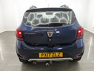 Used 2017 Dacia Sandero Stepway Laureate Cosmos Blue - Interior and Exterior details 6