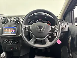 Used 2017 Dacia Sandero Stepway Laureate Grey - Interior and Exterior details 13