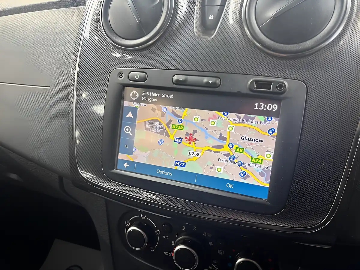 Used 2017 Dacia Sandero Stepway Laureate Grey - Interior and Exterior details 16