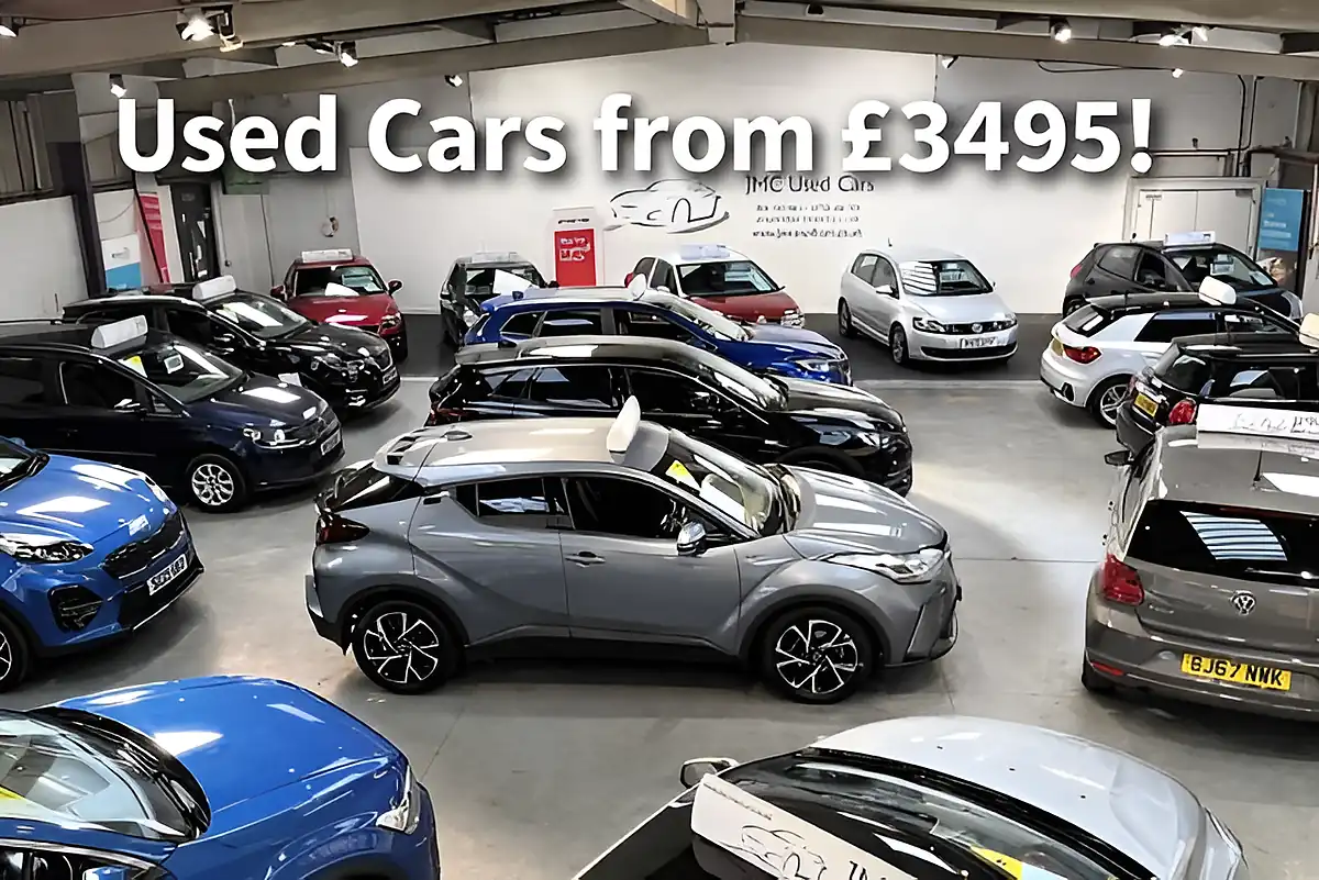 Used 2017 Dacia Sandero Stepway Laureate Grey - Interior and Exterior details 17