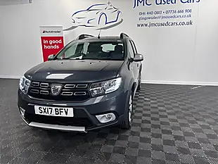 Used 2017 Dacia Sandero Stepway Laureate Grey - Interior and Exterior details 6