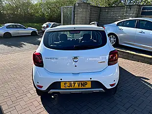 Used 2017 Dacia Sandero Stepway Laureate White - Interior and Exterior details 8