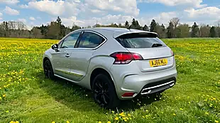 Used 2017 DS 4 Prestige Silver - Interior and Exterior details 3