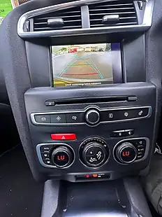 Used 2017 DS 4 Prestige Silver - Interior and Exterior details 9