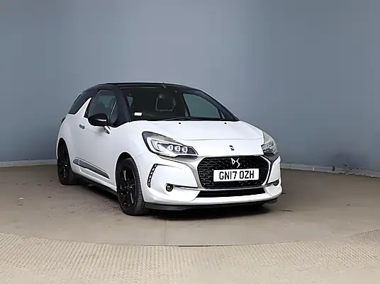 2017 DS 3 Cabrio 1.2 PureTech Givenchy