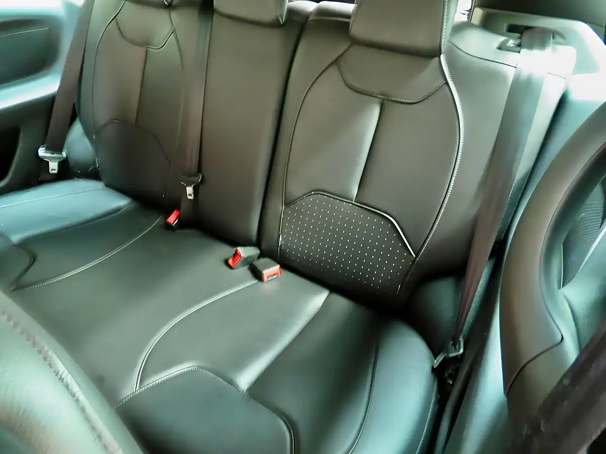 Used 2017 DS Automobiles DS 3 Cabrio Givenchy Le Makeup White - Interior and Exterior details 10