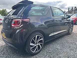 Used 2017 DS Automobiles DS 3 Cabrio Prestige Purple - Interior and Exterior details 15