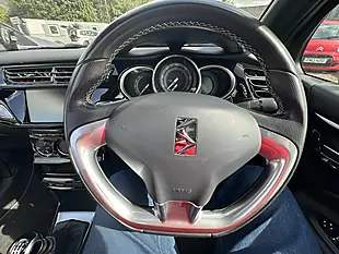 Used 2017 DS Automobiles DS 3 Cabrio Prestige Purple - Interior and Exterior details 19