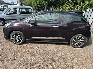 Used 2017 DS Automobiles DS 3 Cabrio Prestige Purple - Interior and Exterior details 8