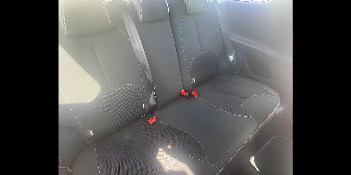 Used 2017 DS Automobiles DS 3 Chic Black - Interior and Exterior details 12