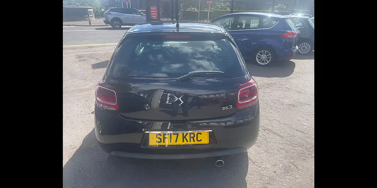 Used 2017 DS Automobiles DS 3 Chic Black - Interior and Exterior details 5