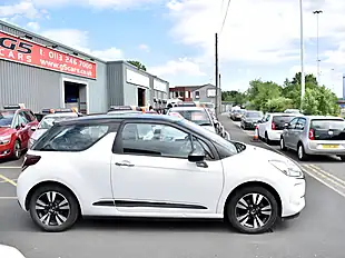 Used 2017 DS Automobiles DS 3 Chic White - Interior and Exterior details 8