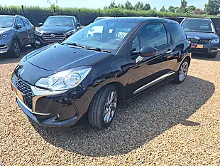 Used 2017 DS Automobiles DS 3 Connected Chic Black - Interior and Exterior details 17