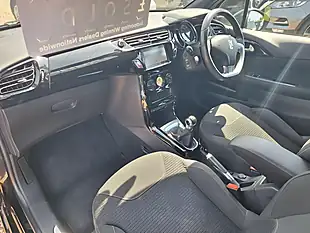 Used 2017 DS Automobiles DS 3 Connected Chic Black - Interior and Exterior details 2