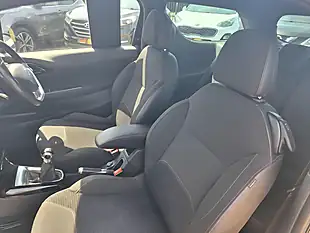 Used 2017 DS Automobiles DS 3 Connected Chic Black - Interior and Exterior details 4