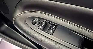 Used 2017 DS Automobiles DS 3 Elegance White - Interior and Exterior details 12