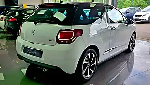 Used 2017 DS Automobiles DS 3 Elegance White - Interior and Exterior details 5