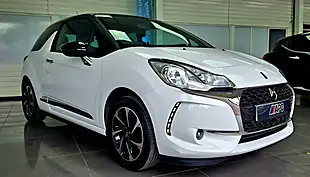 Used 2017 DS Automobiles DS 3 Elegance White - Interior and Exterior details 9