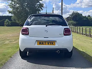 Used 2017 DS Automobiles DS 3 Elegance White - Interior and Exterior details 5