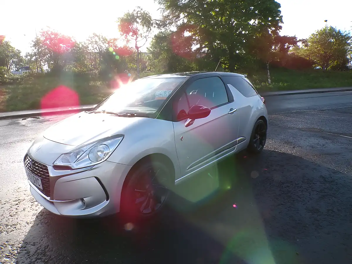 Used 2017 DS Automobiles DS 3 Performance Line Silver - Interior and Exterior details 12