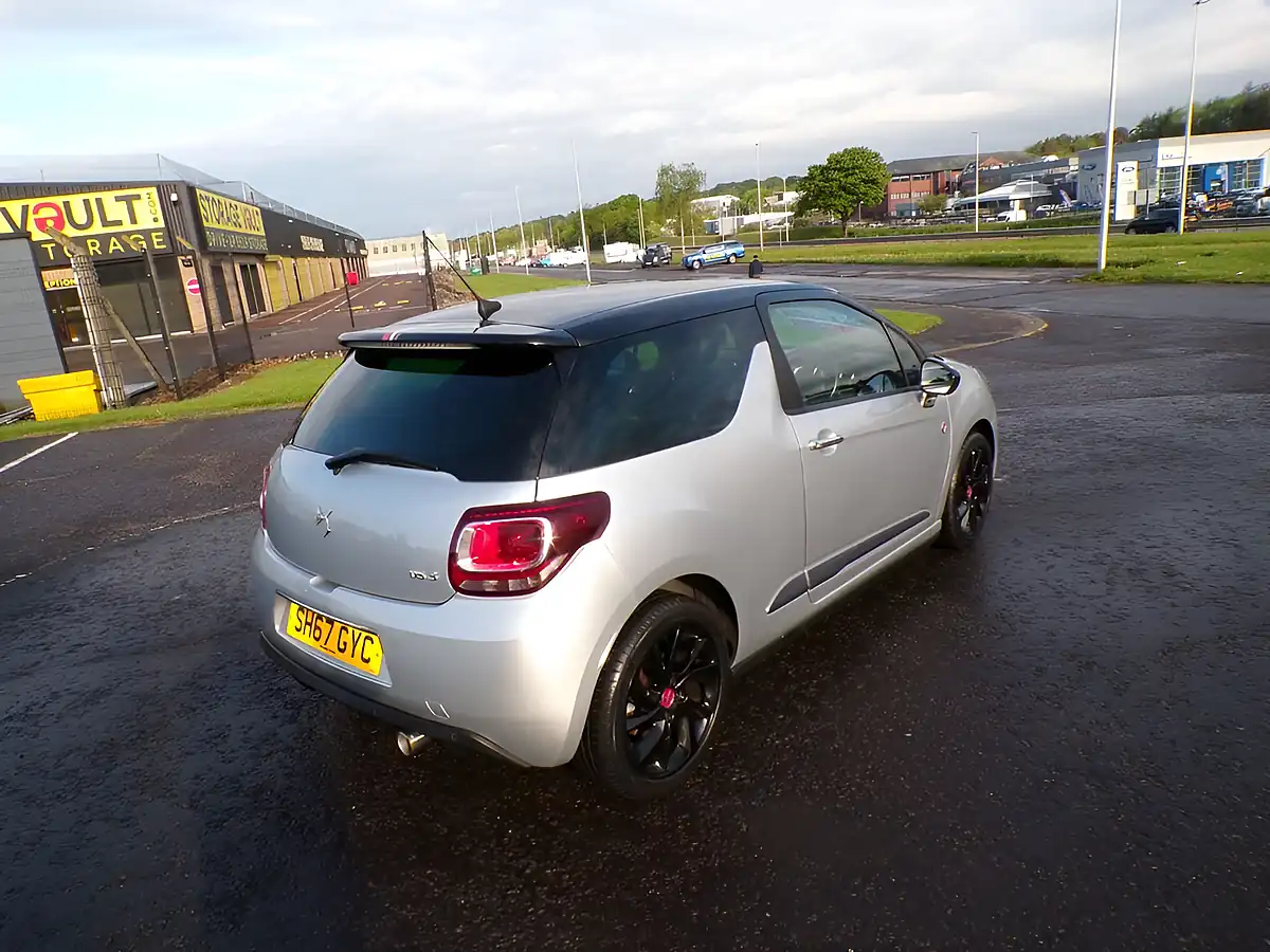 Used 2017 DS Automobiles DS 3 Performance Line Silver - Interior and Exterior details 6