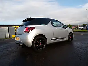 Used 2017 DS Automobiles DS 3 Performance Line Silver - Interior and Exterior details 7