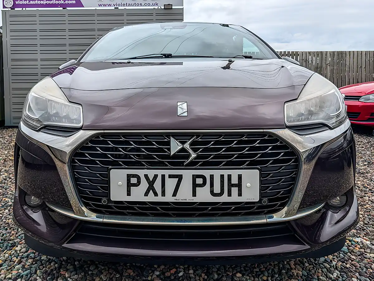 Used 2017 DS Automobiles DS 3 Prestige Purple - Interior and Exterior details 7