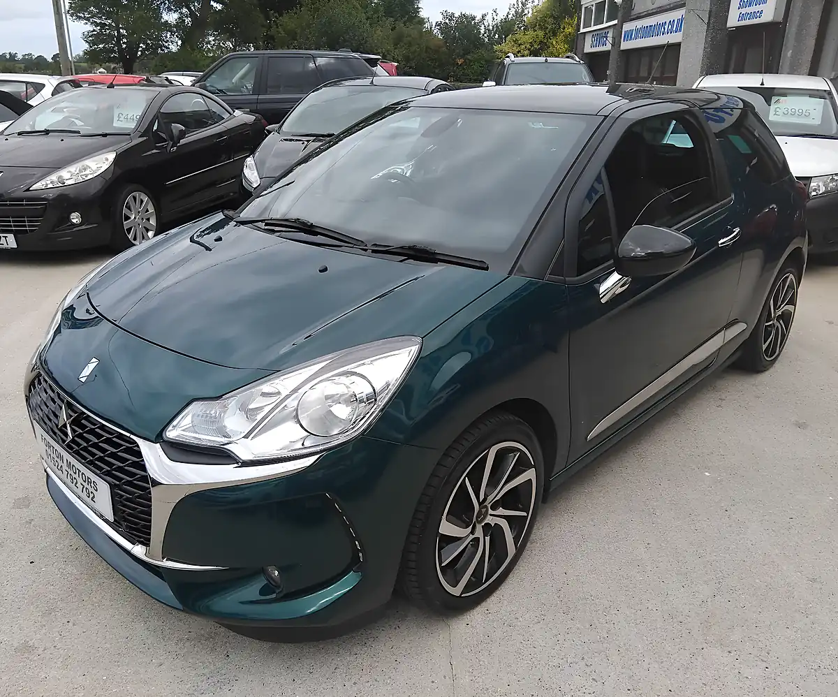 Used 2017 DS Automobiles DS3 One Green - Interior and Exterior details 5