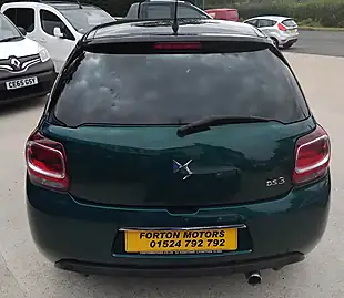 Used 2017 DS Automobiles DS3 One Green - Interior and Exterior details 8
