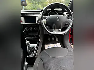 Used 2017 DS DS 3 Chic Red - Interior and Exterior details 16