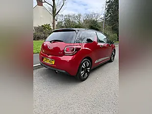 Used 2017 DS DS 3 Chic Red - Interior and Exterior details 3