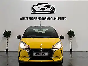 Used 2017 DS DS 3 Chic Yellow - Interior and Exterior details 11