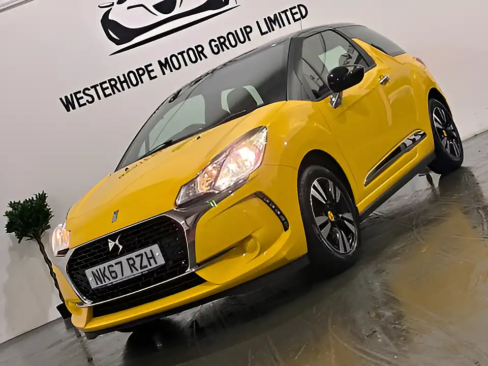 Used 2017 DS DS 3 Chic Yellow - Interior and Exterior details 9