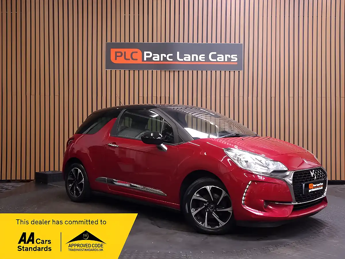 Used 2017 DS DS 3 Elegance Red - Front View
