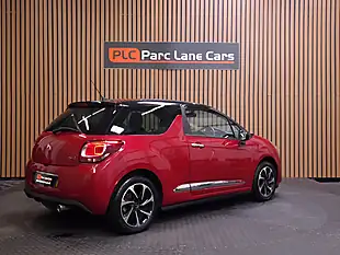 Used 2017 DS DS 3 Elegance Red - Interior and Exterior details 11