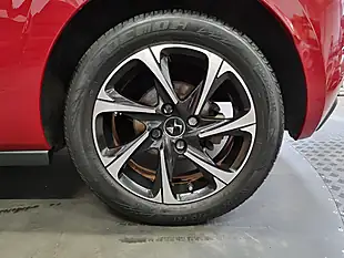 Used 2017 DS DS 3 Elegance Red - Interior and Exterior details 17