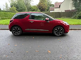 Used 2017 DS DS 3 Elegance Red - Interior and Exterior details 2