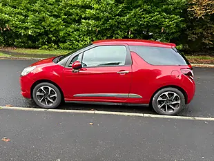 Used 2017 DS DS 3 Elegance Red - Interior and Exterior details 6