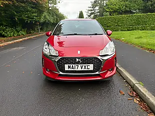 Used 2017 DS DS 3 Elegance Red - Interior and Exterior details 8