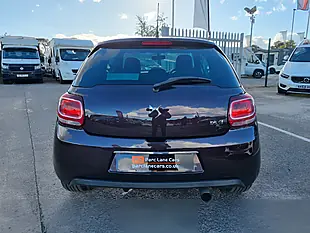 Used 2017 DS DS 3 Elegance Whisper Red Metallic - Interior and Exterior details 6