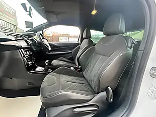 Used 2017 DS DS 3 Elegance White - Interior and Exterior details 18