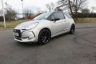 Used 2017 DS DS 3 Performance Line Silver - Interior and Exterior details 12