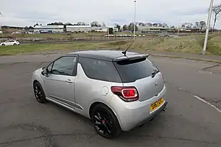 Used 2017 DS DS 3 Performance Line Silver - Interior and Exterior details 9