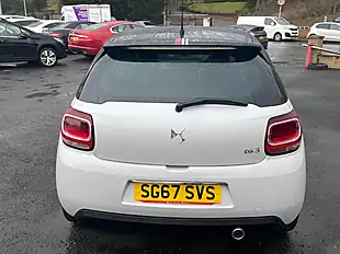 Used 2017 DS DS 3 Performance Line White - Interior and Exterior details 7