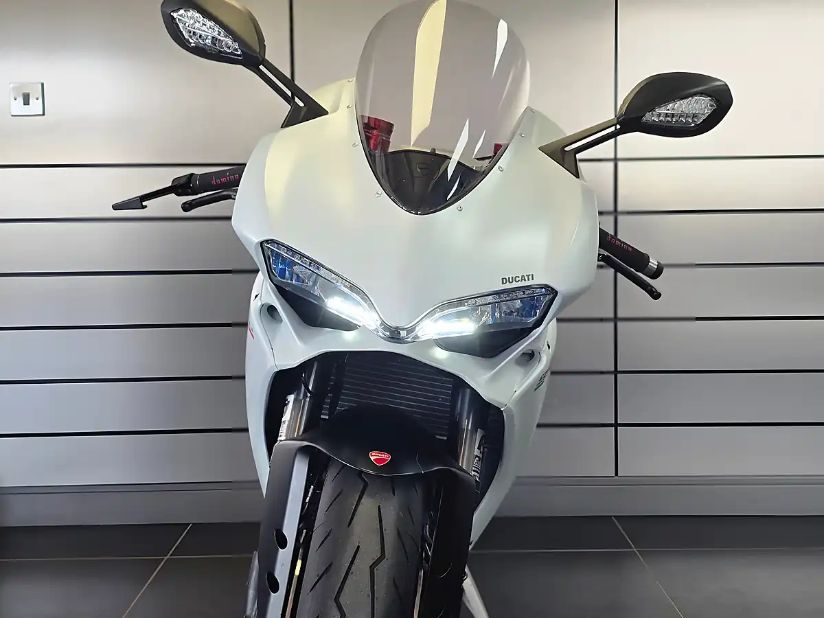Used 2017 Ducati 959 Panigale White - Interior and Exterior details 10