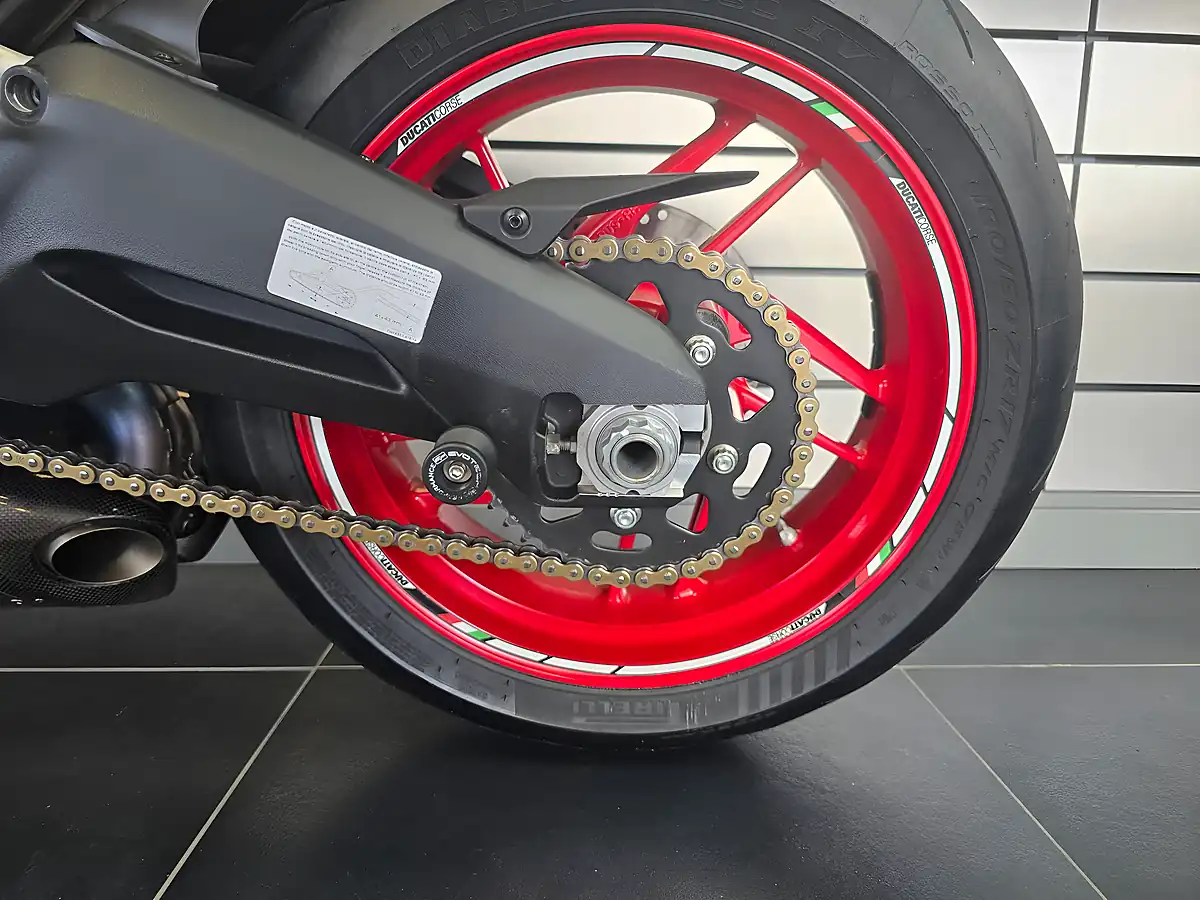 Used 2017 Ducati 959 Panigale White - Interior and Exterior details 18